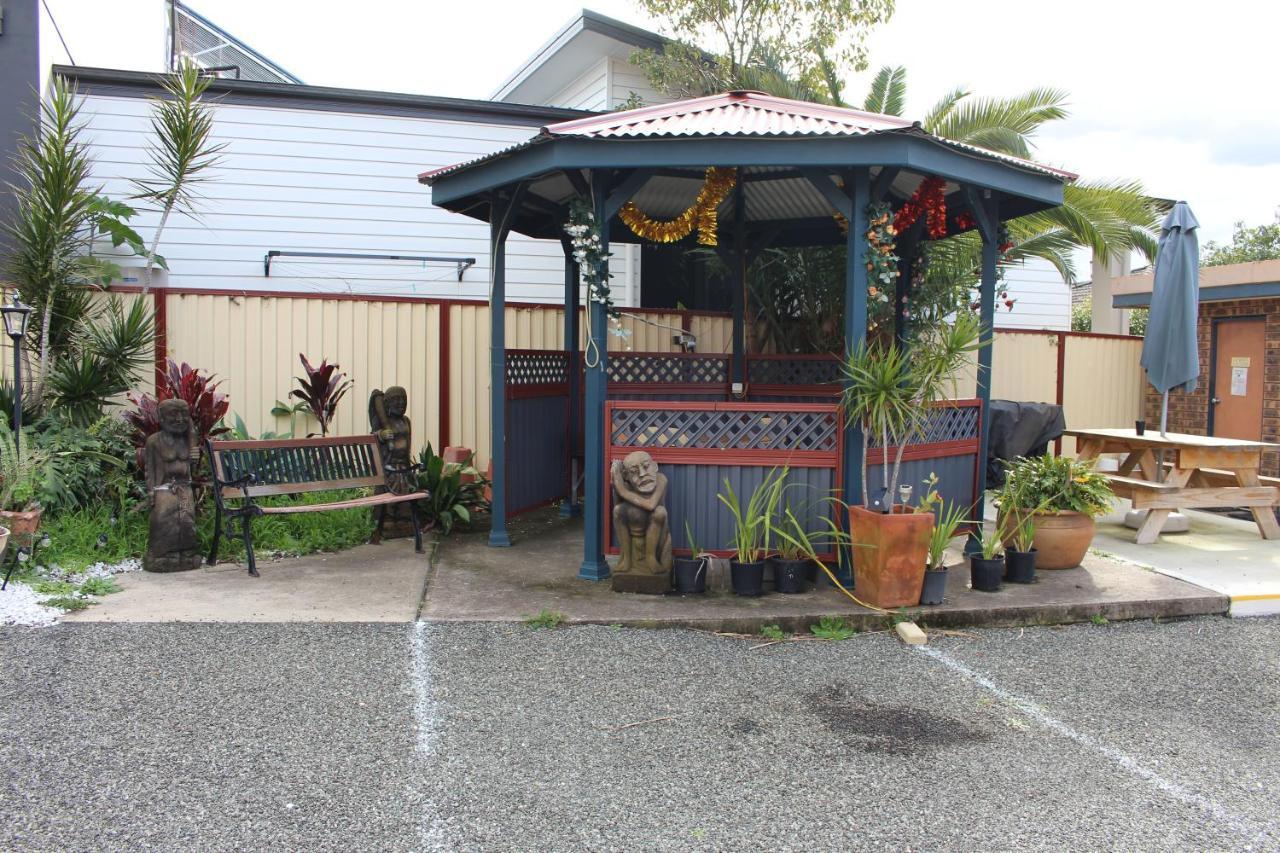 Bridge View Motel Gorokan Екстериор снимка