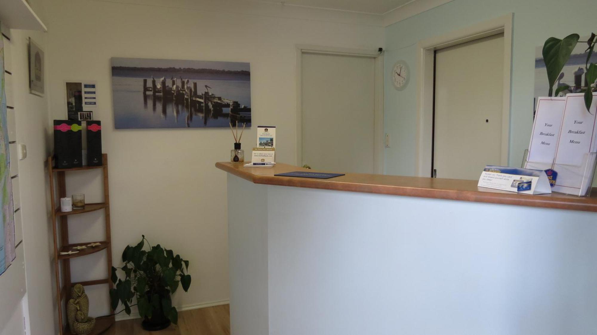 Bridge View Motel Gorokan Екстериор снимка