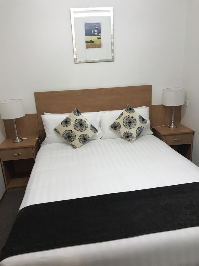 Bridge View Motel Gorokan Екстериор снимка
